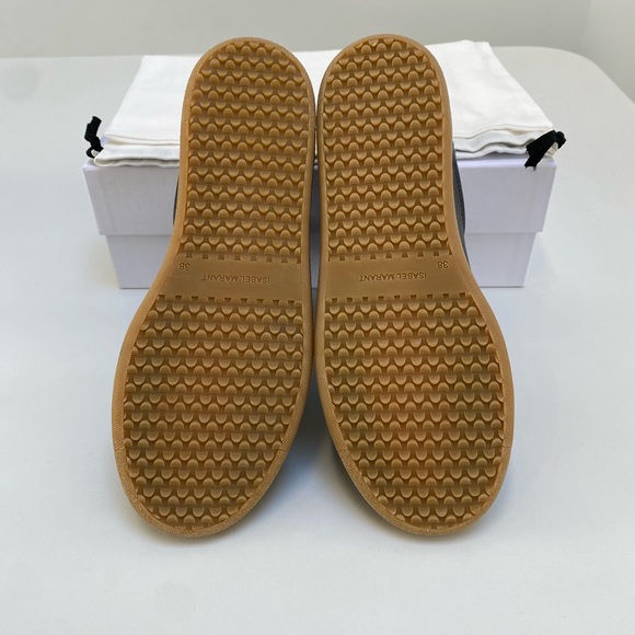 Isabel Marant Beth Sneaker in Black Leather/Gum Sole sz 38 New in Box - Picture 7 of 10
